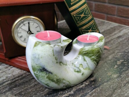 Green Marble Tealight Candle Holder – Crescent Natural Stone Decor Price: CAD: Black — 110.00, Green — 110.00 SKU: CDM-CHL-003, CDM-CHL-004 An object that earns its place in any room....