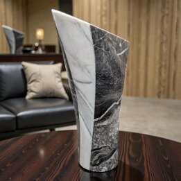 Dark Flame – Abstract Marble Sculpture null