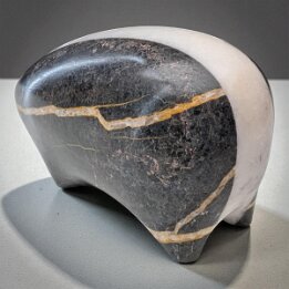 Handcrafted Marble Badger Figurine – Natural Stone Animal Sculpture null