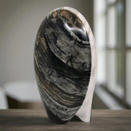 Shadow Flow – Abstract Marble Wave Sculpture null