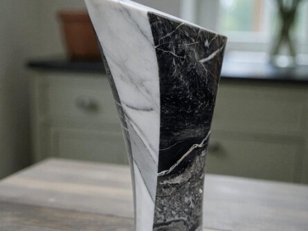 Dark Flame – Abstract Marble Sculpture Price: CAD 300.00 SKU: CDM-SCL-005 Energy, arrested mid-rise. Carved from a single marble block — never cast, never...